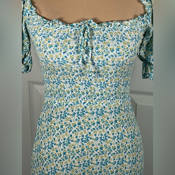 Faithfull the Brand Donna 🌸 floral-print crepe mini dress Size 4/Small - Picture 7 of 12